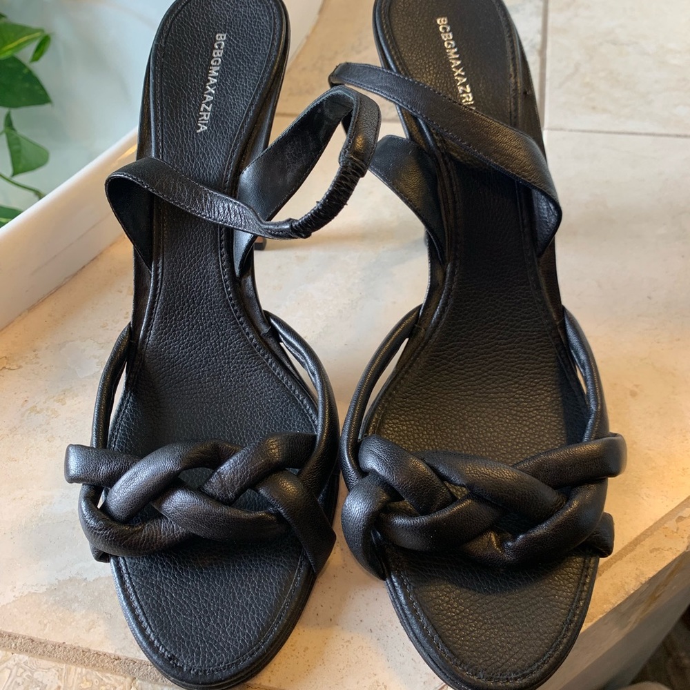 BCBGMAXAZRIA Black heels